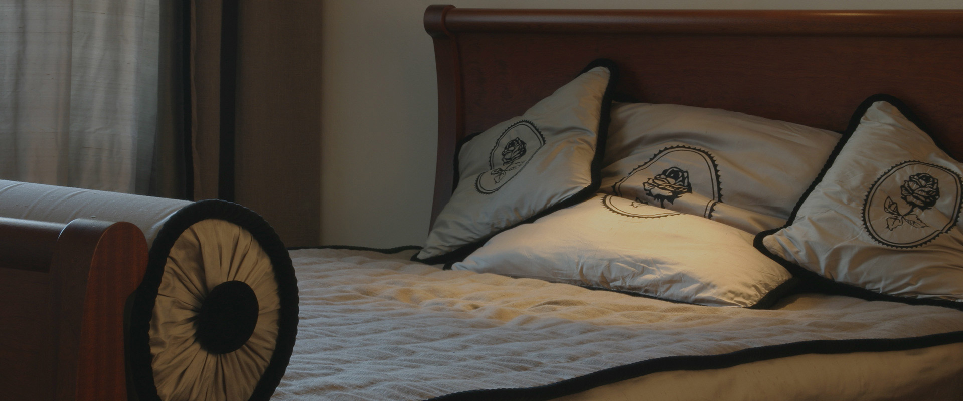 Hotel-warszawa-pieciogwiazkowy-hotel-w-centrum-warszawy-apartamenty-standard