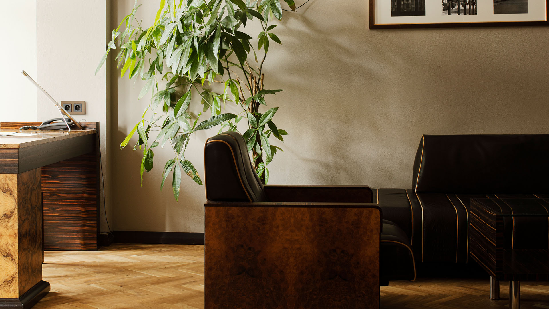 Hotel-monopol-katowice-pieciogwiazkowy-hotel-w-centrum-katowic