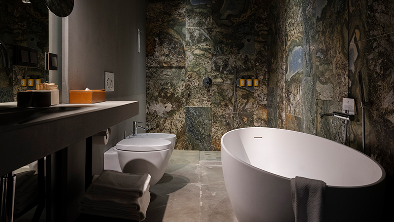 Hotel-warszawa-pieciogwiazkowy-hotel-w-centrum-warszawy-pokoje-dwuosobowe-typu-twin