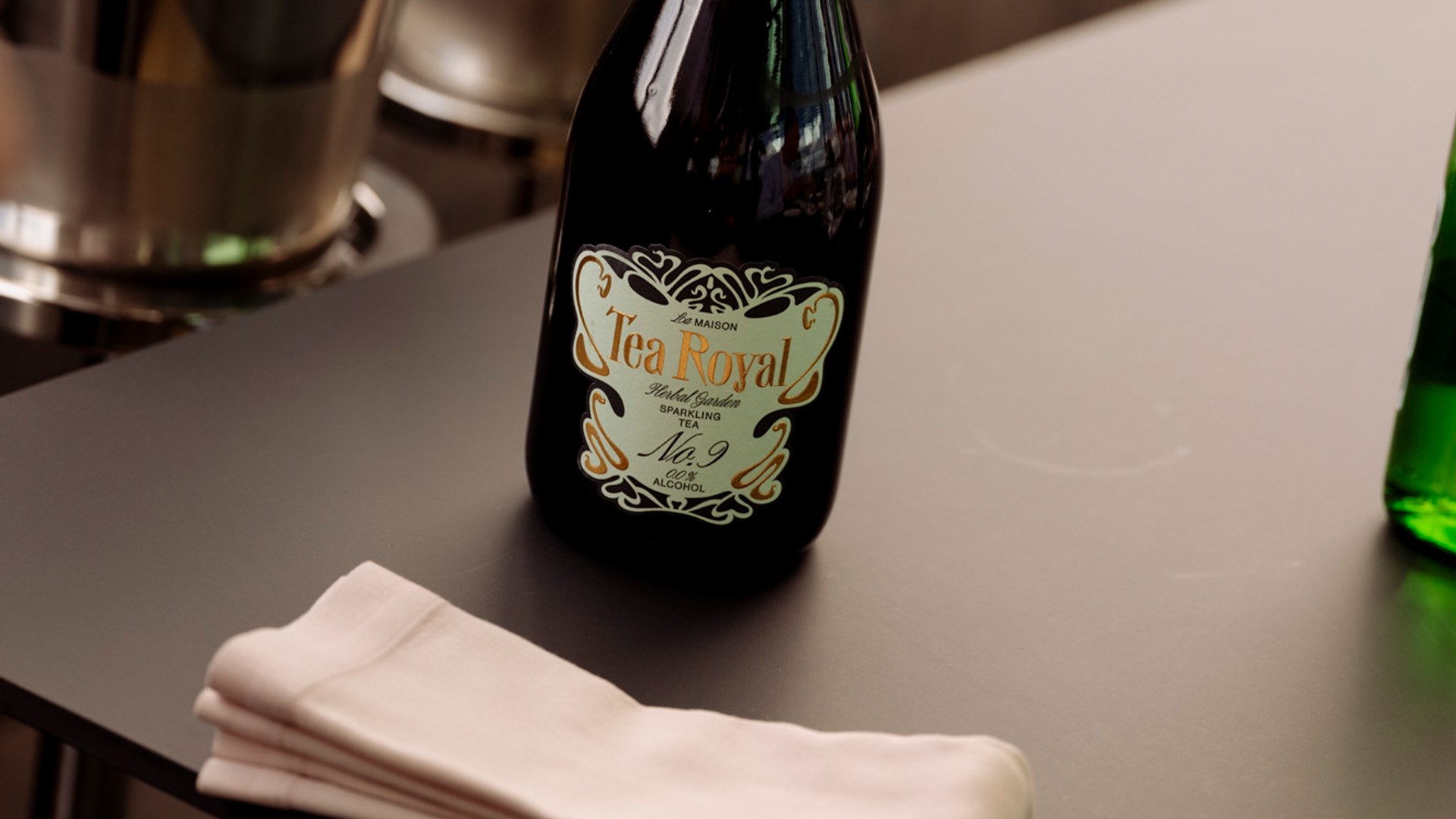 Hotel-warszawa-pieciogwiazkowy-hotel-w-centrum-warszawy-restauracja-szostka