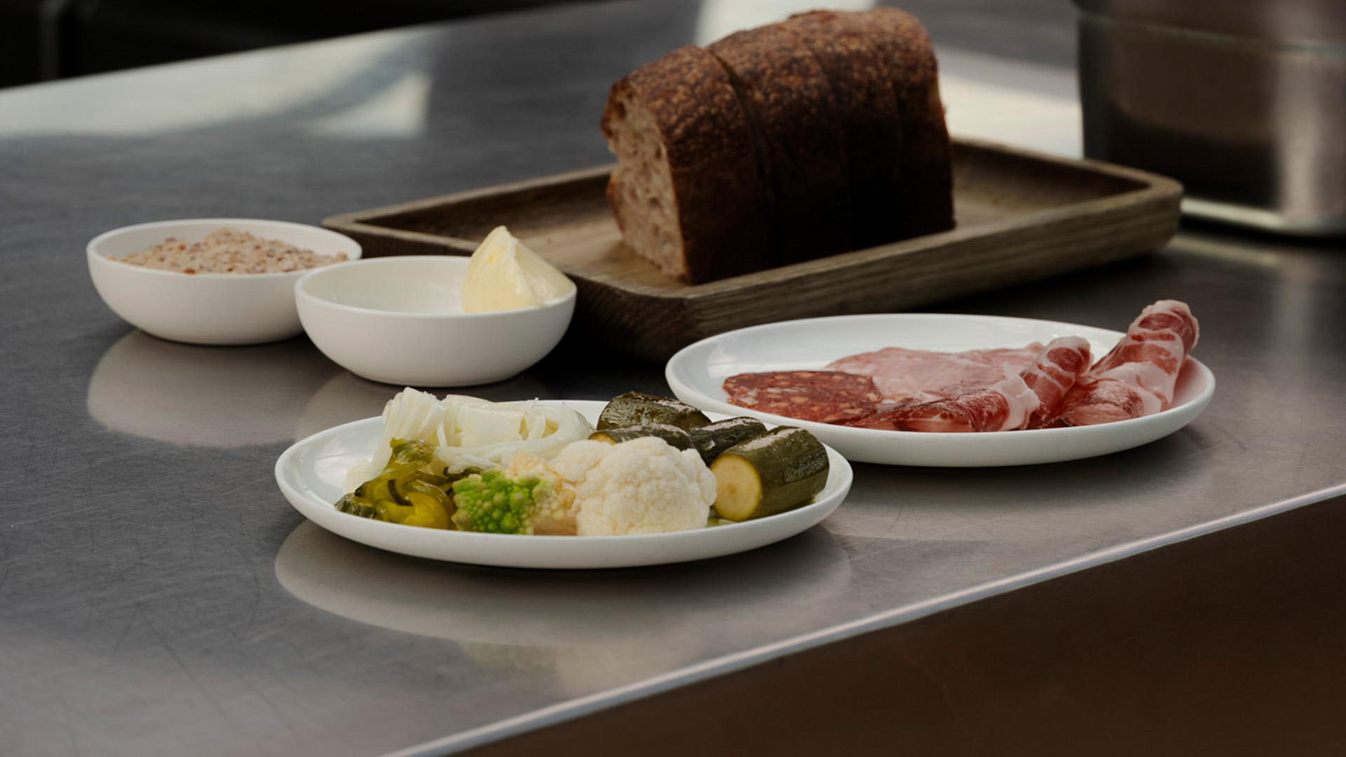 Hotel-warszawa-pieciogwiazkowy-hotel-w-centrum-warszawy-restauracja-szostka