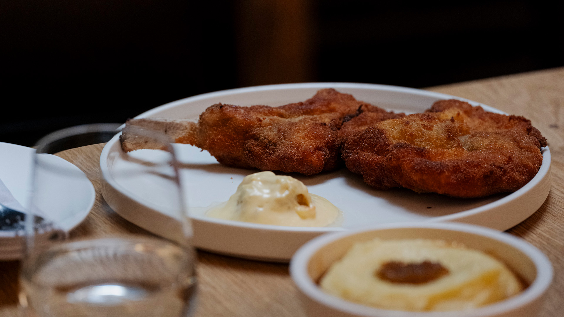 hotel-stary-pieciogwiazkowy-hotel-w-centrum-krakowa-restauracja-rybki nove