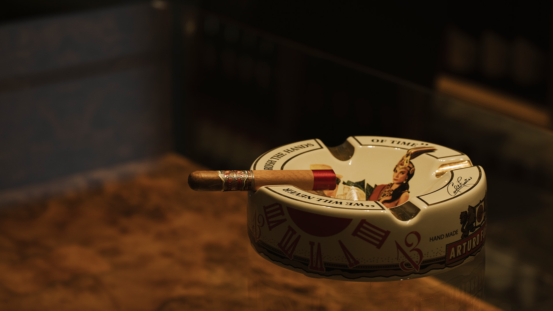 Hotel-warszawa-pieciogwiazkowy-hotel-w-centrum-warszawy-restauracja-szostka